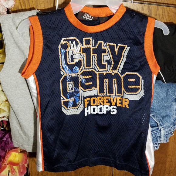 5pc sleeveless shirts and shorts Bundle - Picture 2 of 8